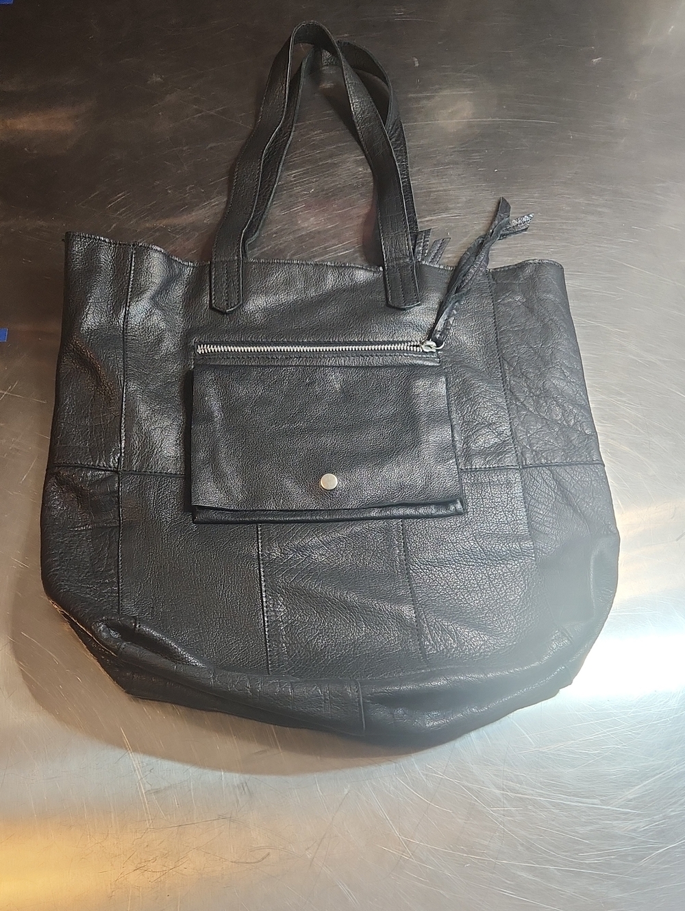 Classic Black Women's Tote Bag - Versatile Everyday Carry